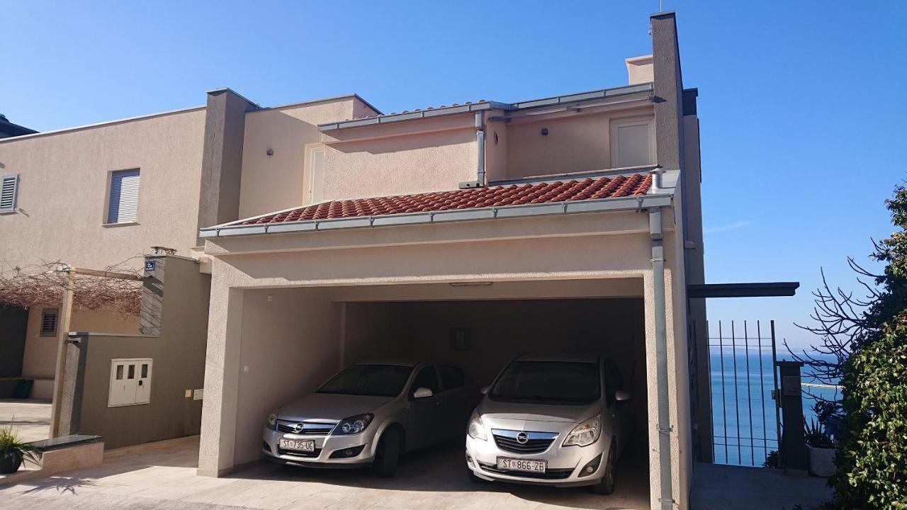 Apartment Sreta Omiš Exterior foto